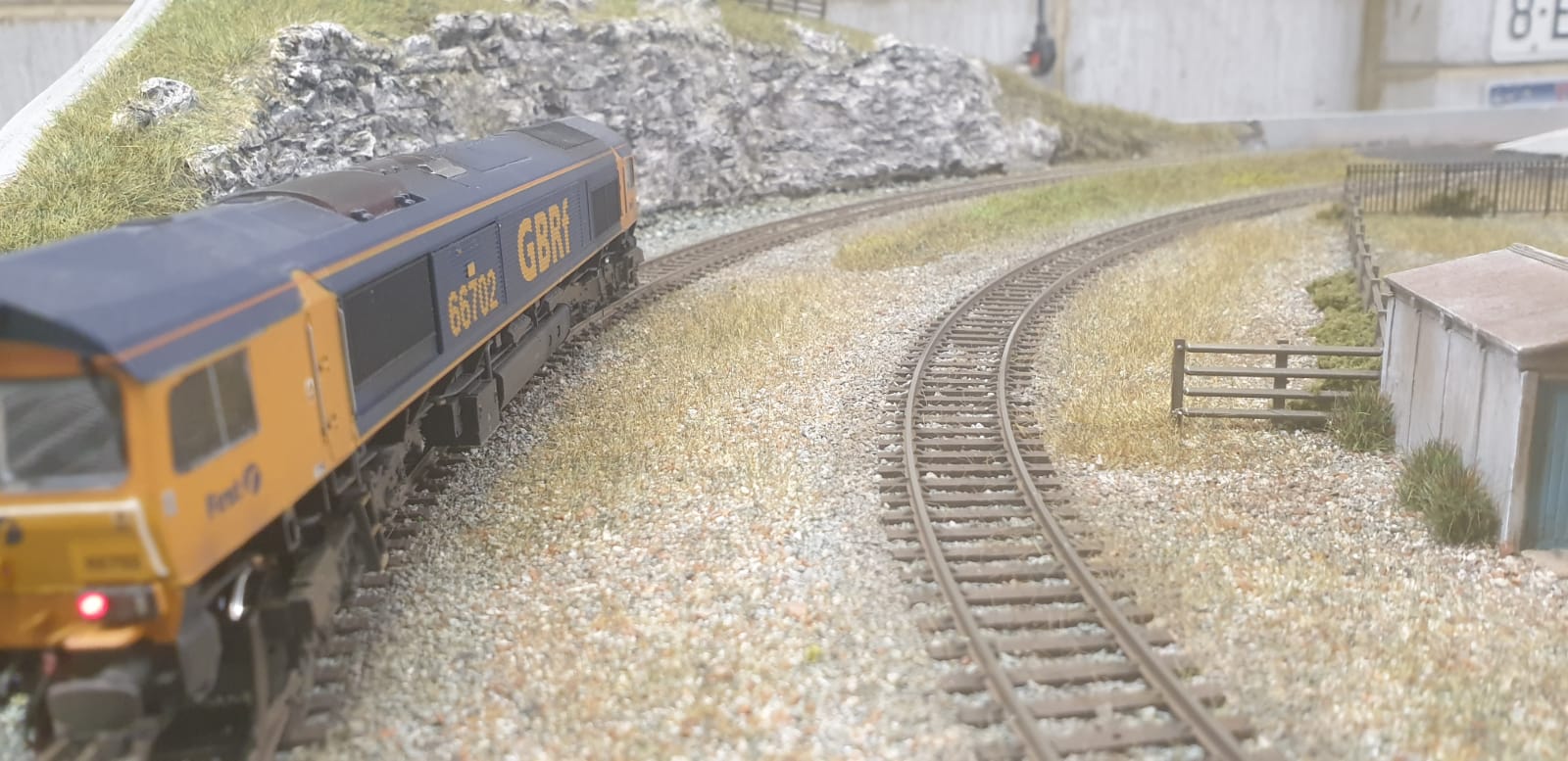 b2f996df-3136-479b-b037-723f2ad81b38